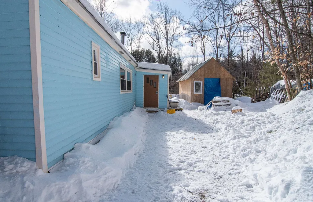 261 Fairgrounds Road Plymouth NH 03264