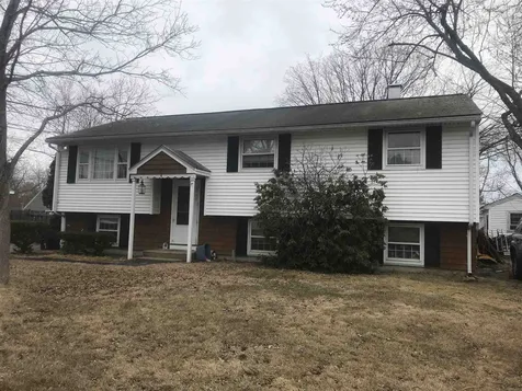 4 Aston Street Nashua NH 03063