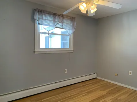22 Edinburgh Drive Nashua NH 03062