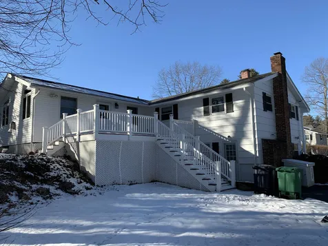 22 Edinburgh Drive Nashua NH 03062