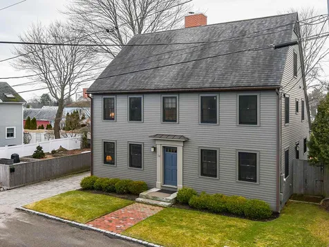 34 Salter Street Portsmouth NH 03801