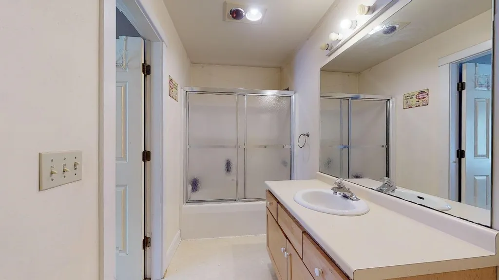 156 Commons Road Williston VT 05495