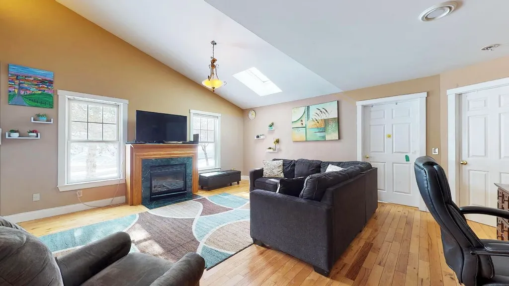 156 Commons Road Williston VT 05495