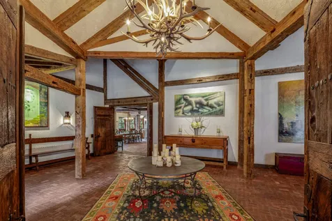 730 Mcnamara Road Dorset VT 05251