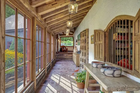 730 Mcnamara Road Dorset VT 05251