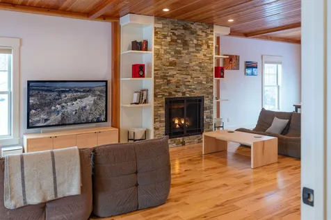 449 Thomas Lane Stowe VT 05672