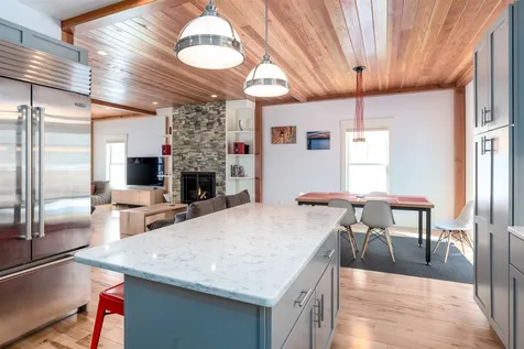 449 Thomas Lane Stowe VT 05672