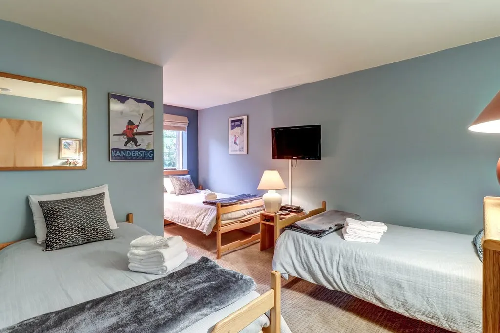 68 Upper Snow Creek Road Warren VT 05674
