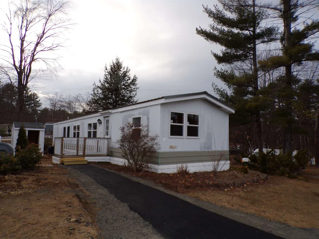 3 Holly Lane Lee NH 03861