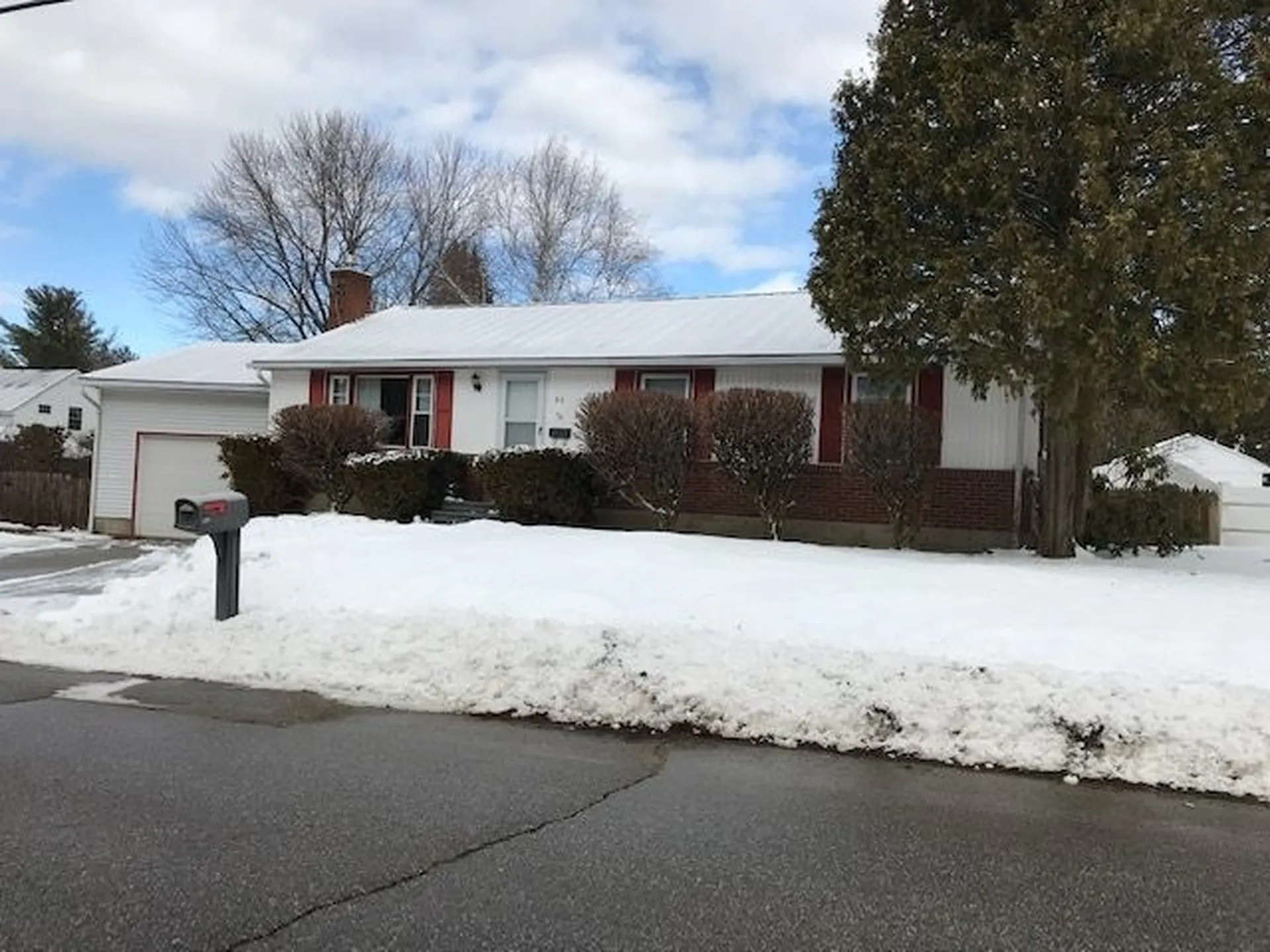 92 Granite Street Hooksett NH 03106