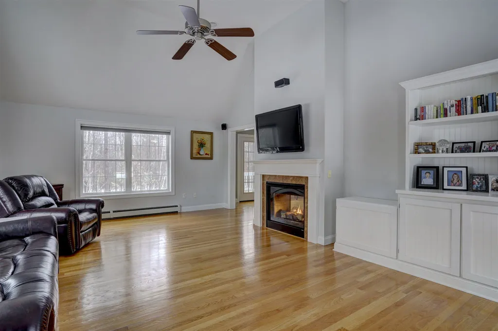 24 Liberty Lane Barrington NH 03825
