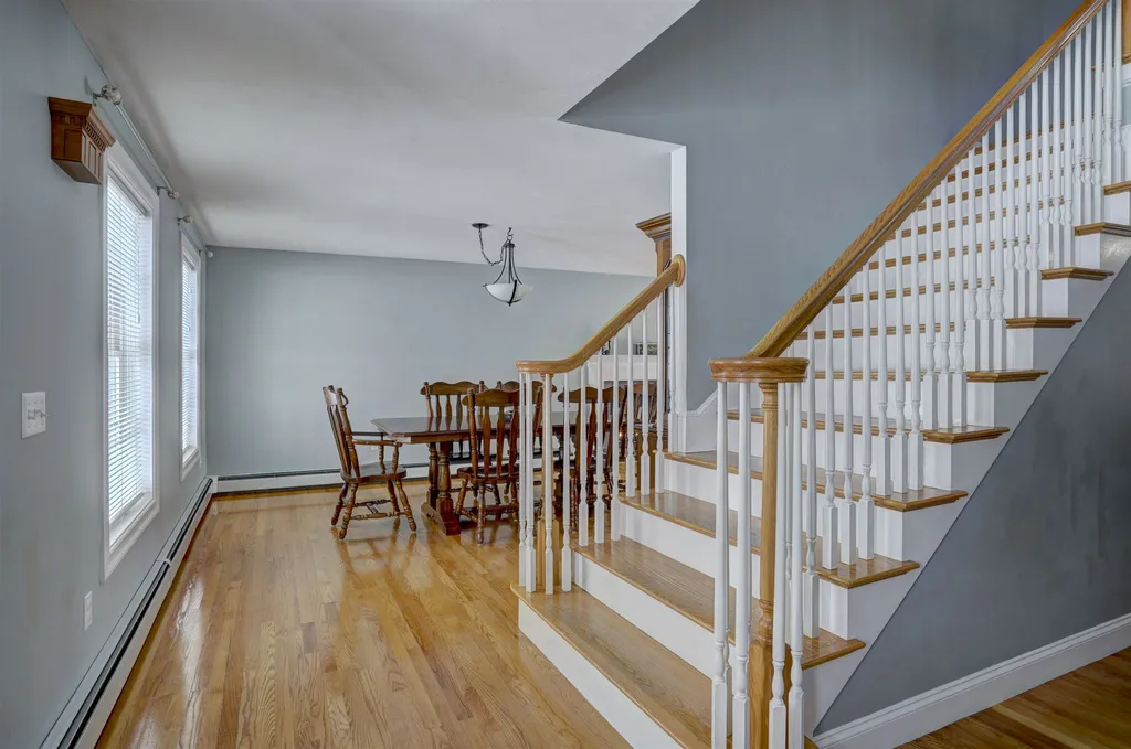24 Liberty Lane Barrington NH 03825