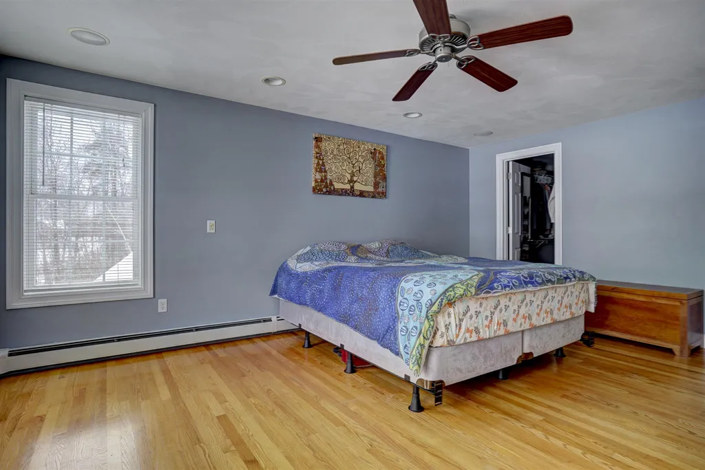 24 Liberty Lane Barrington NH 03825