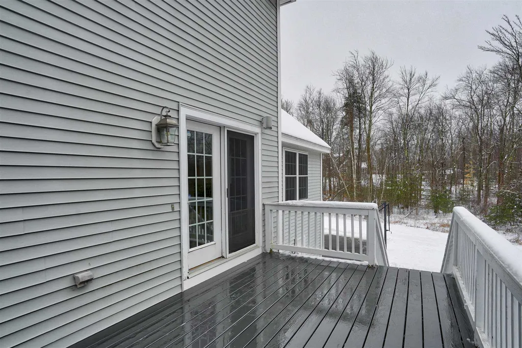 24 Liberty Lane Barrington NH 03825
