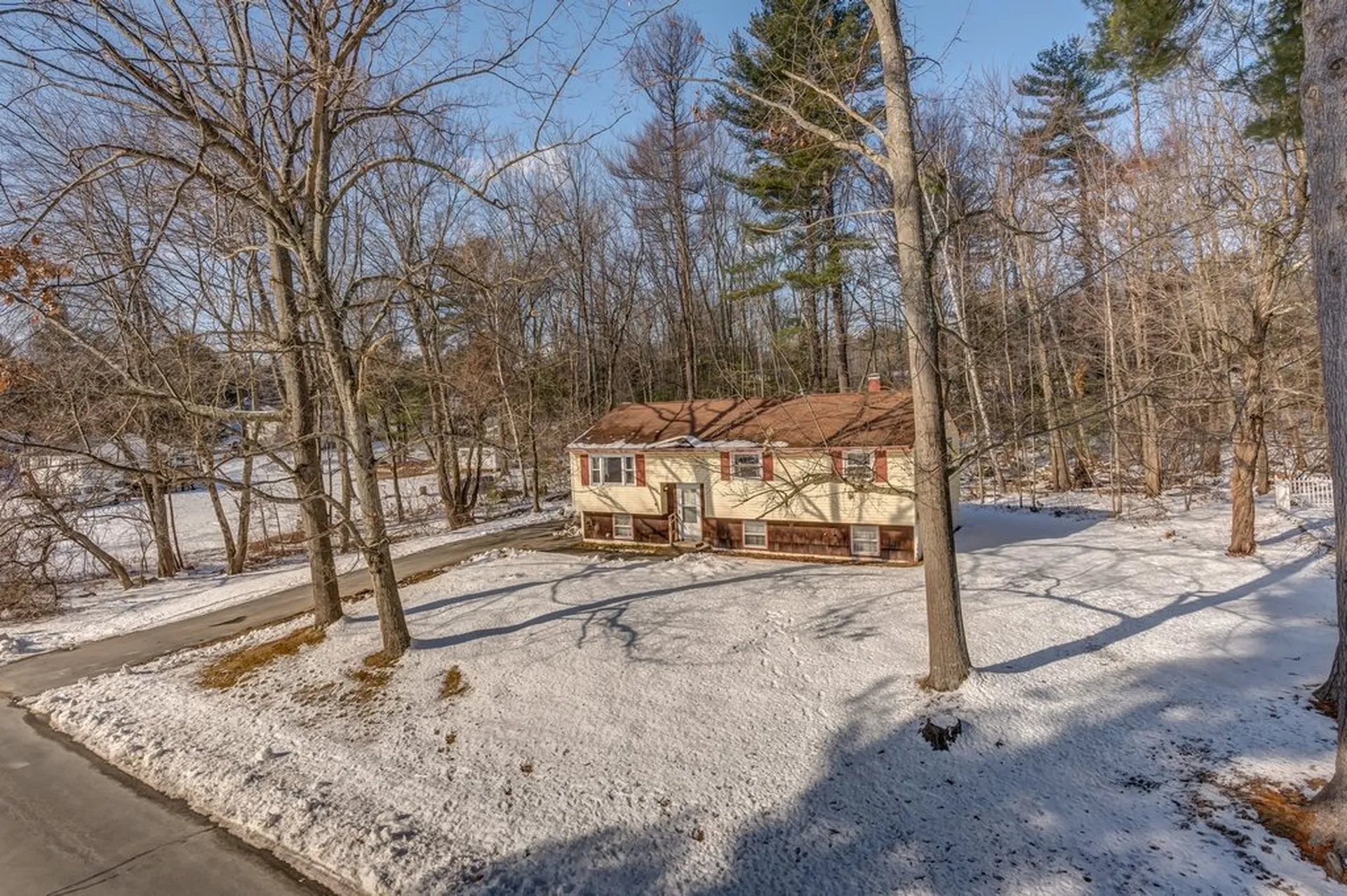 4 Canterbury Way Merrimack NH 03054