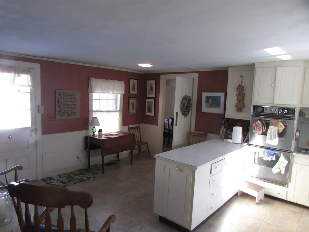 56 Breezy Avenue Greensboro VT 05841