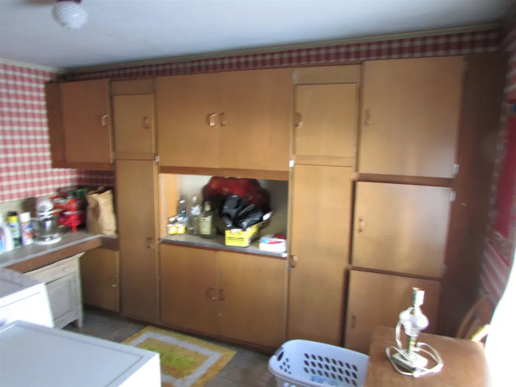 56 Breezy Avenue Greensboro VT 05841