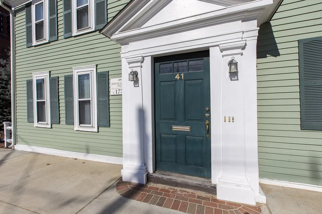 41 Front Street Exeter NH 03833