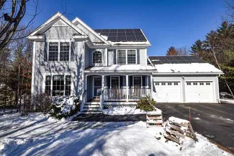 49 Olde Bridge Lane Epping NH 03042