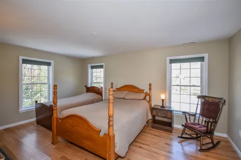 49 Olde Bridge Lane Epping NH 03042