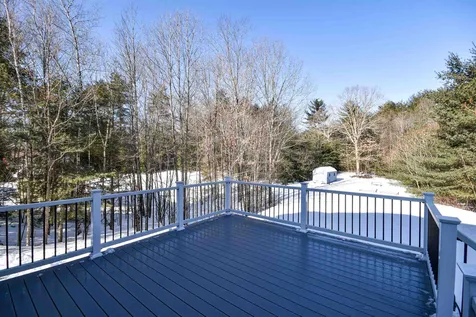49 Olde Bridge Lane Epping NH 03042