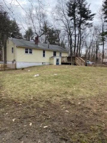 358 Sherburne Road Pelham NH 03076