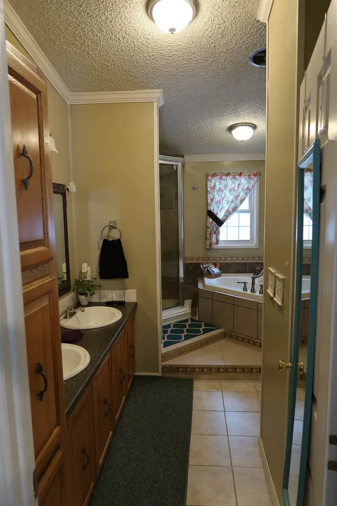 519 Greenfield Road Peterborough NH 03458