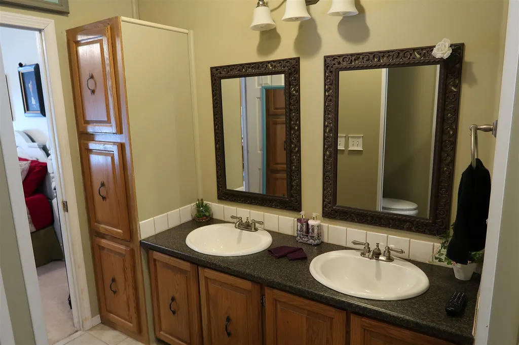 519 Greenfield Road Peterborough NH 03458