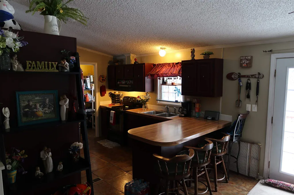 519 Greenfield Road Peterborough NH 03458