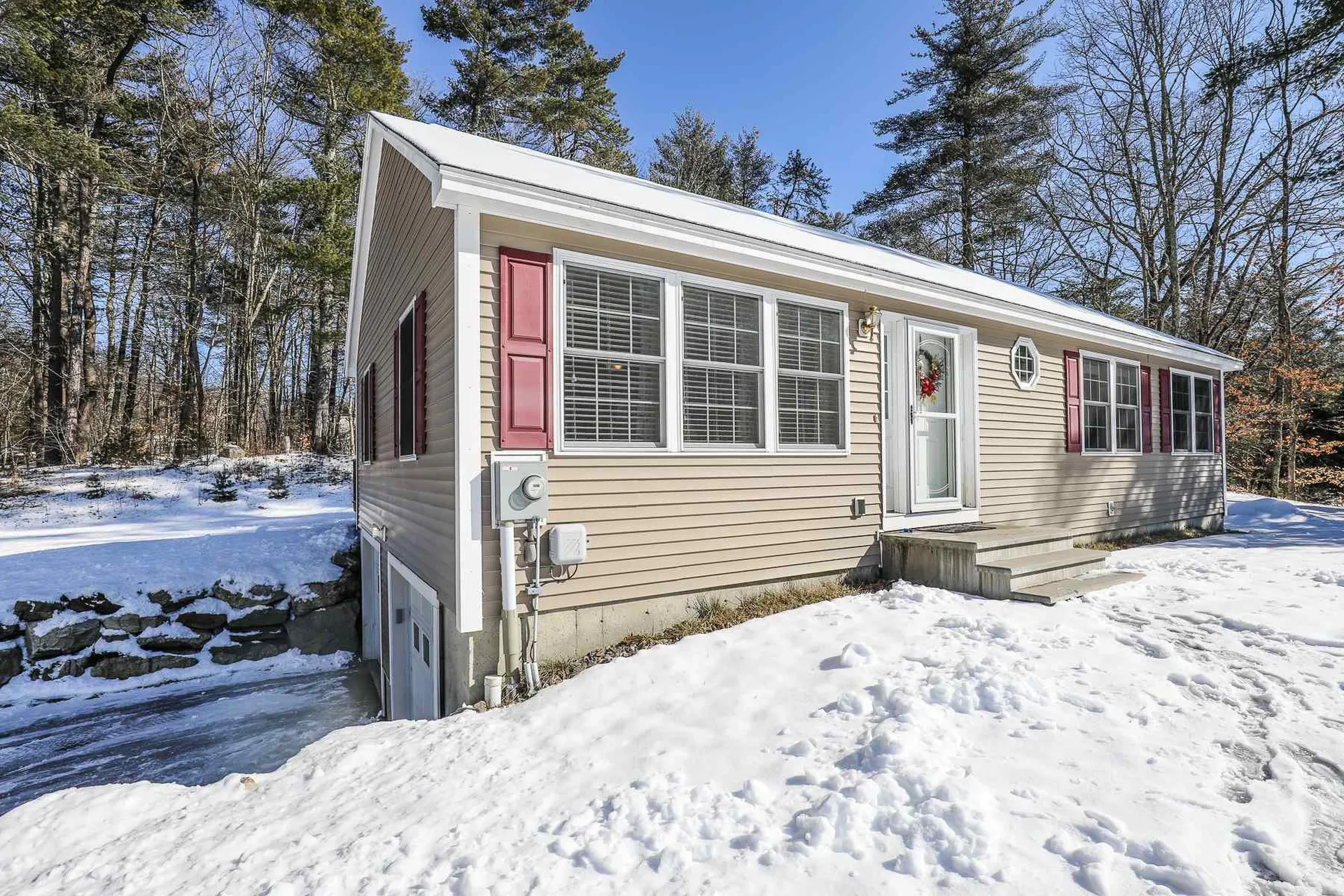 200 Main Street Fremont NH 03044