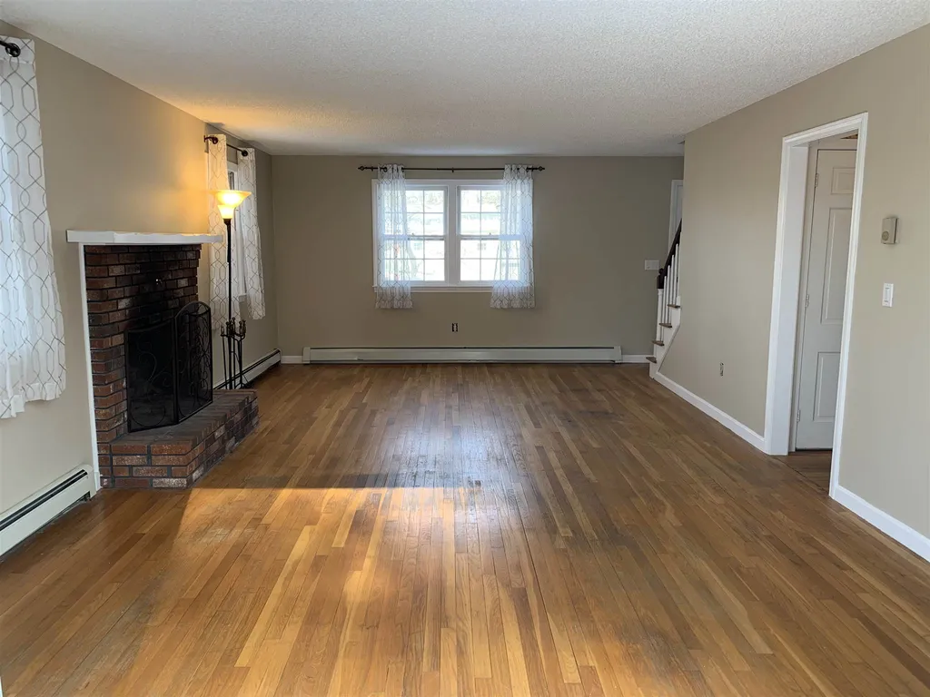 361 Whitney Avenue Manchester NH 03104