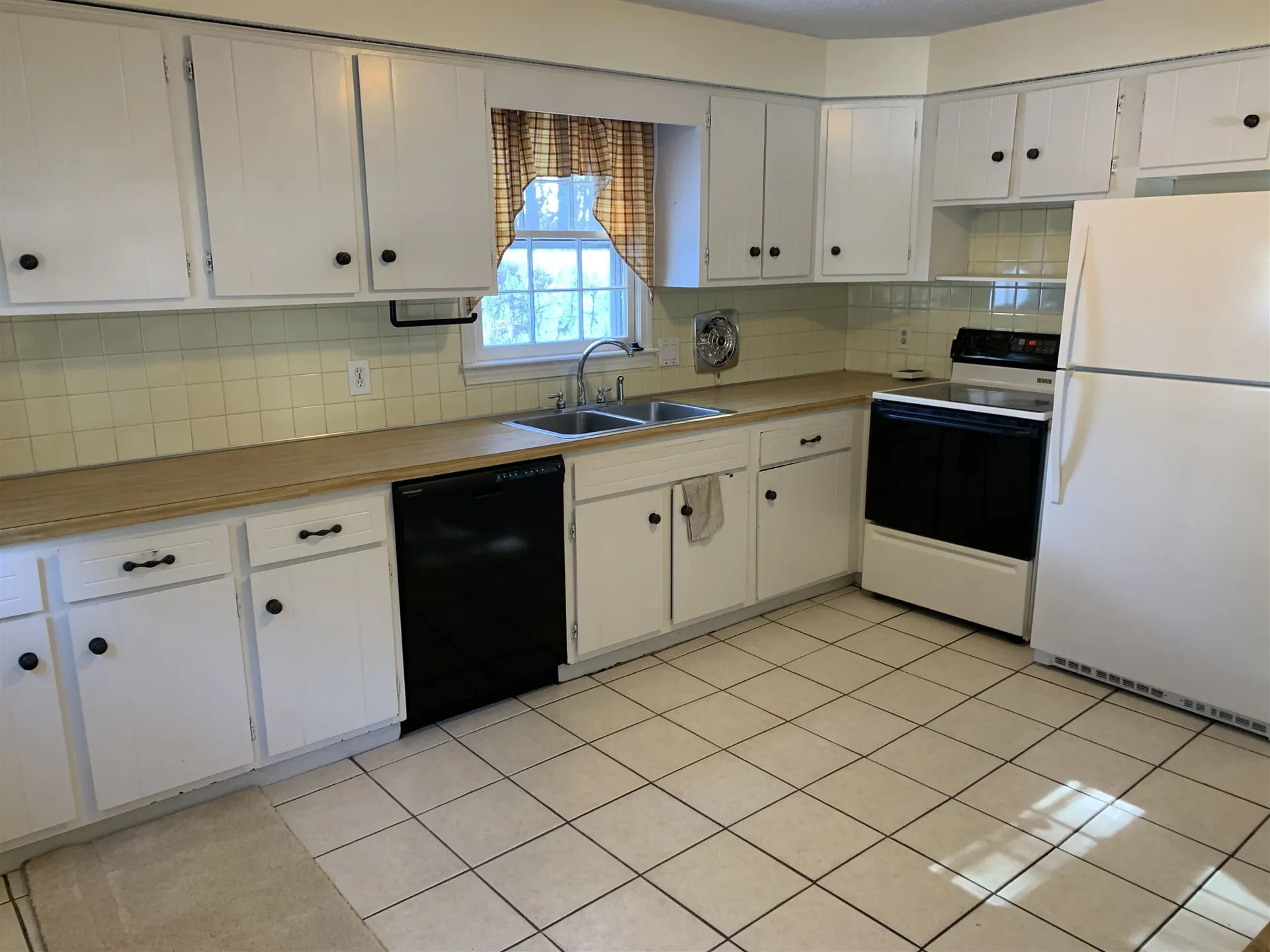 361 Whitney Avenue Manchester NH 03104