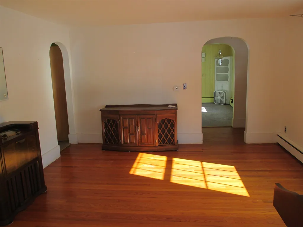 40 Dewey Street Rochester NH 03867