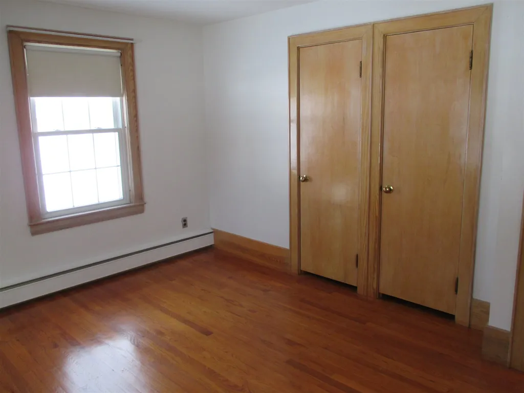 40 Dewey Street Rochester NH 03867