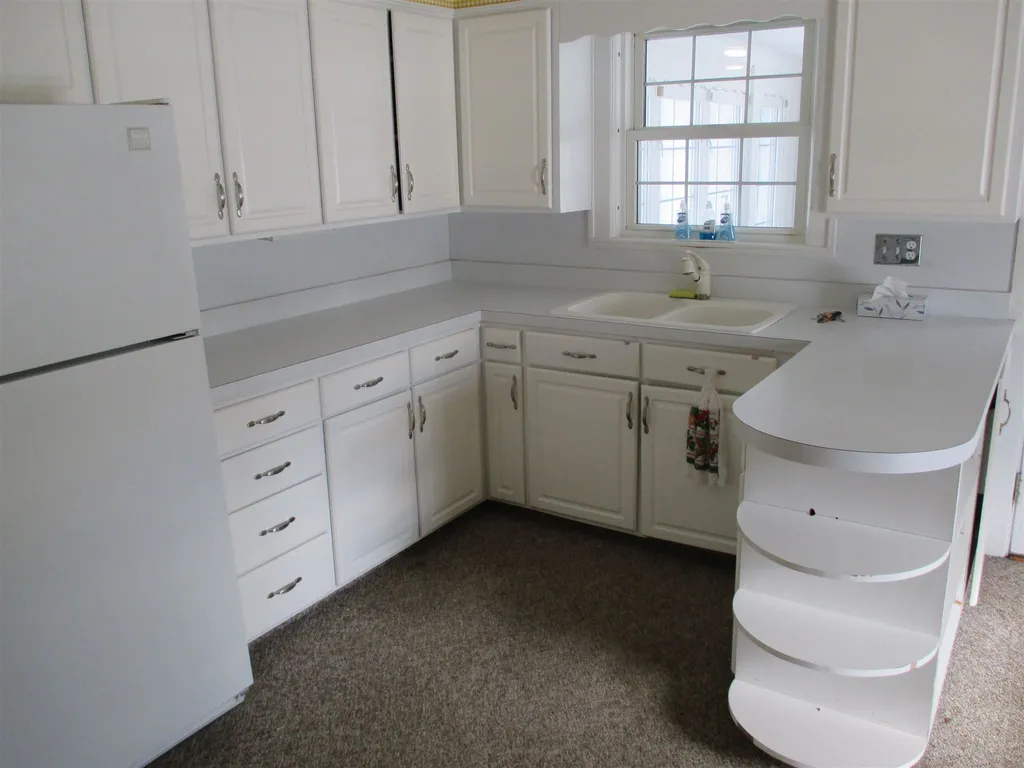 40 Dewey Street Rochester NH 03867