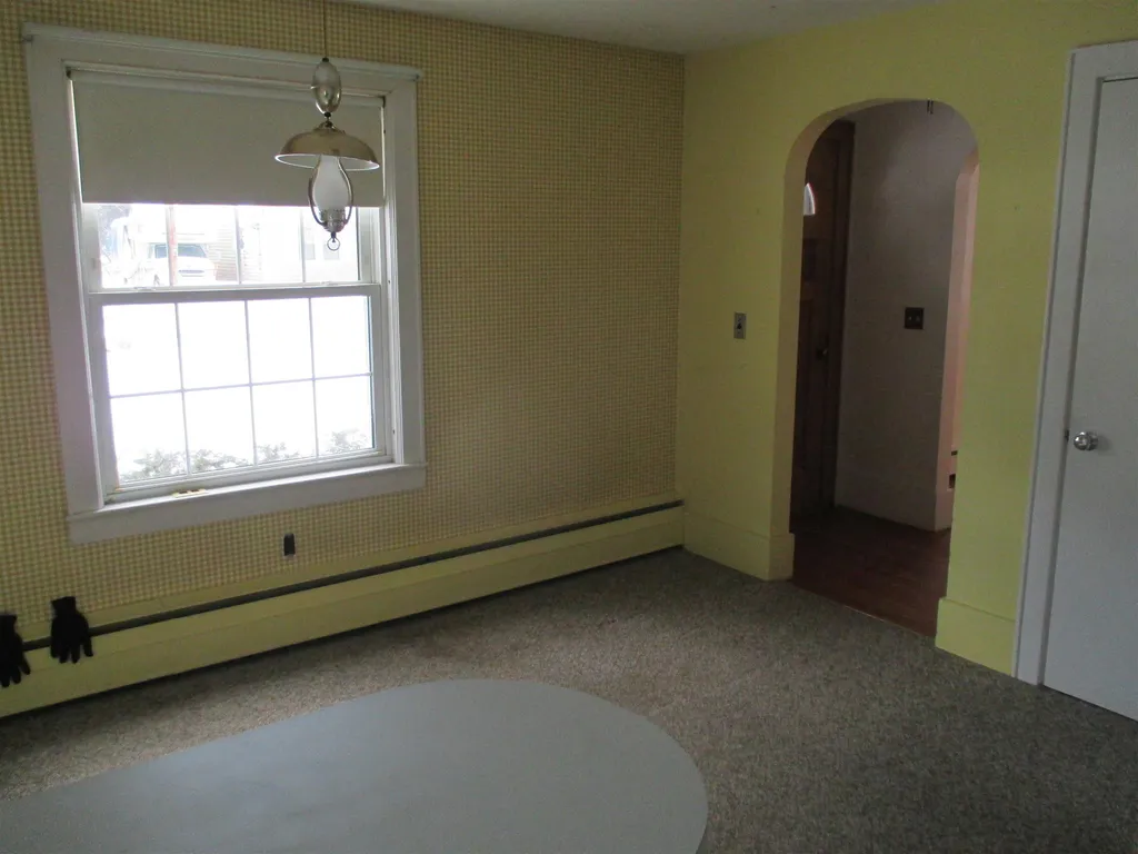 40 Dewey Street Rochester NH 03867