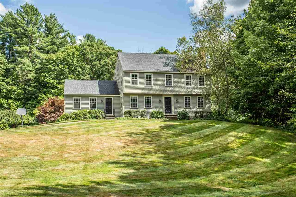 96 Christian Hill Road Amherst NH 03031