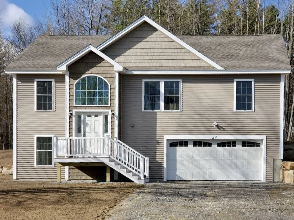 24 Vista Heights Tilton NH 03276