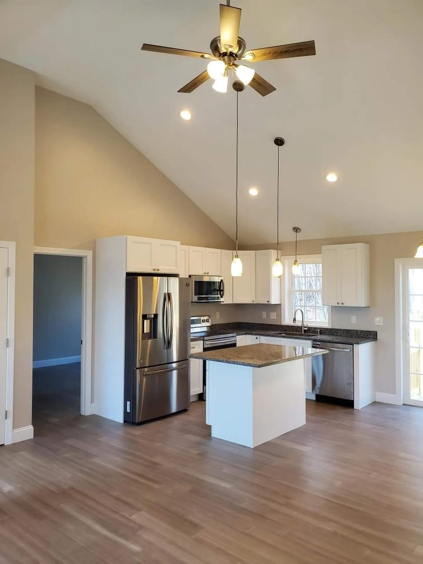 24 Vista Heights Tilton NH 03276
