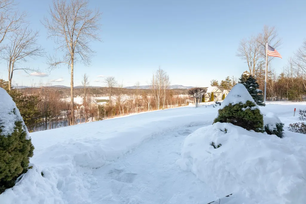 112 Upper Mile Point Drive Meredith NH 03253