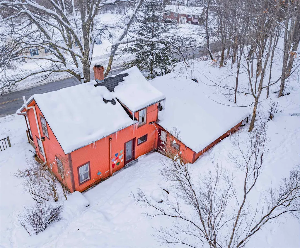121 Calais Road Worcester VT 05682