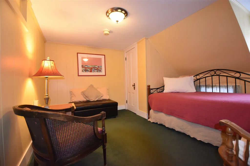 1868 North Route 116 Bristol VT 05443