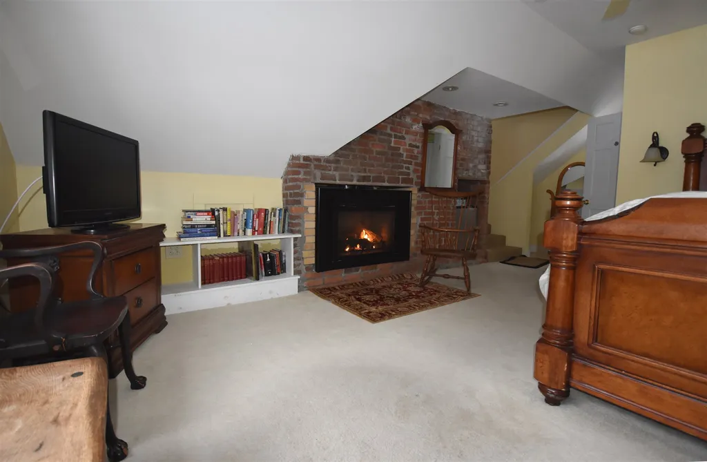 1868 North Route 116 Bristol VT 05443