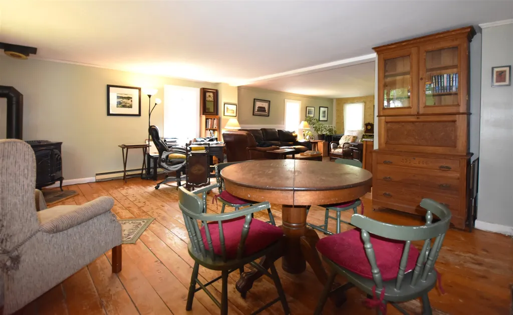 1868 North Route 116 Bristol VT 05443