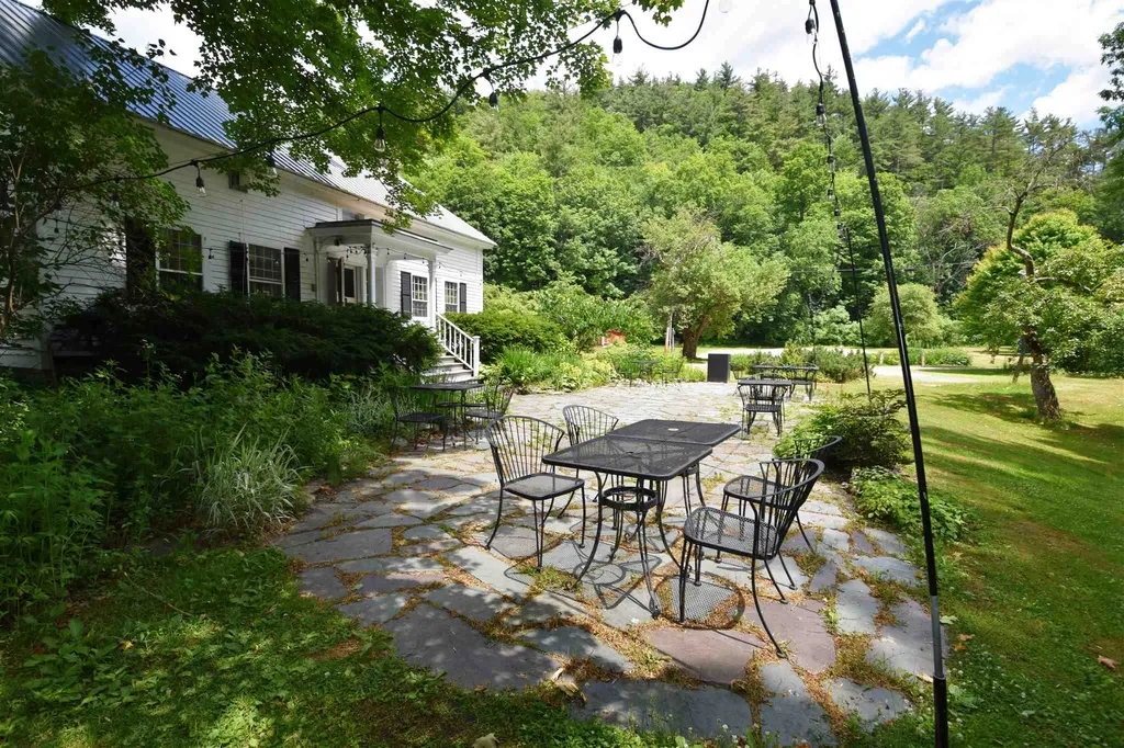 1868 North Route 116 Bristol VT 05443
