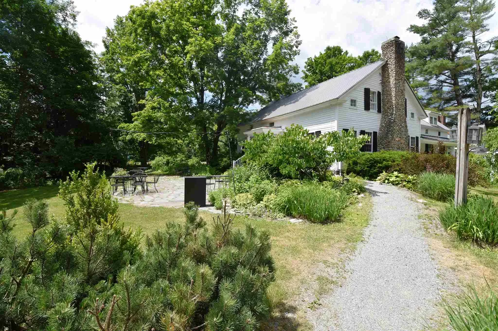 1868 North Route 116 Bristol VT 05443