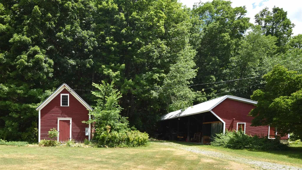 1868 North Route 116 Bristol VT 05443