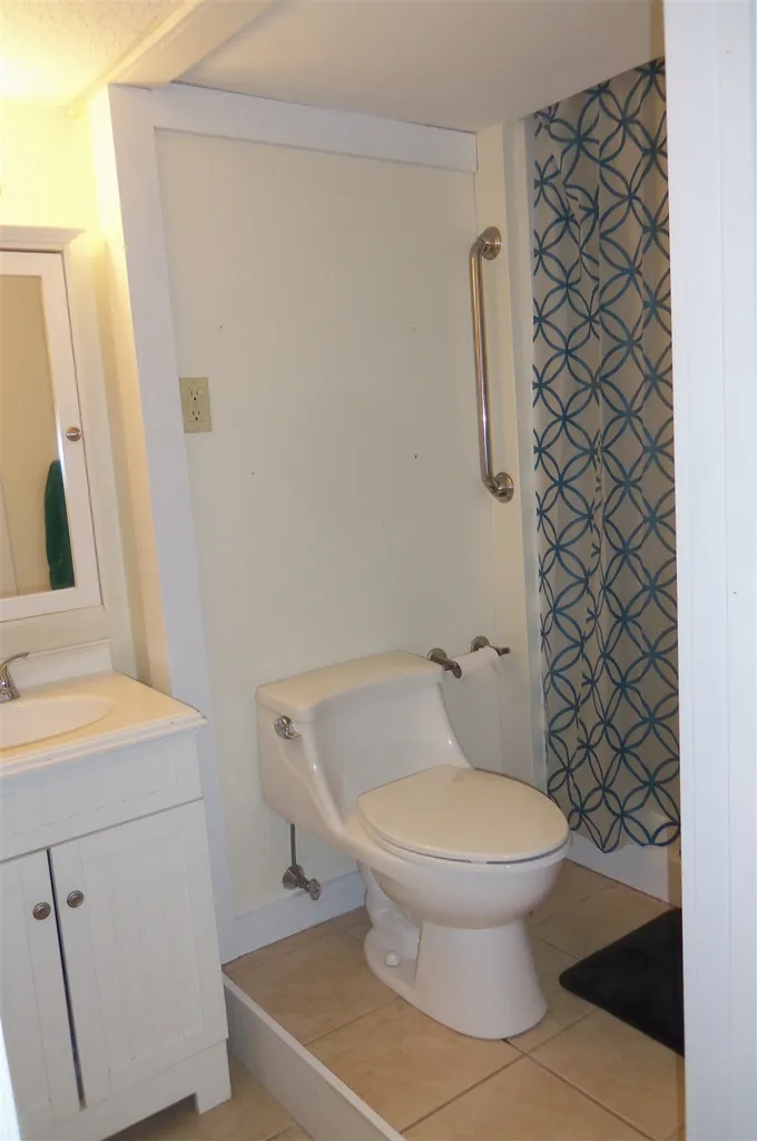 48 Belle Lane Lee NH 03861