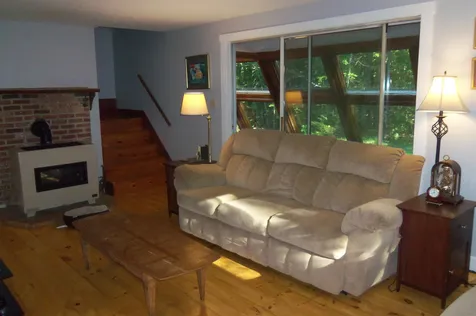 48 Belle Lane Lee NH 03861
