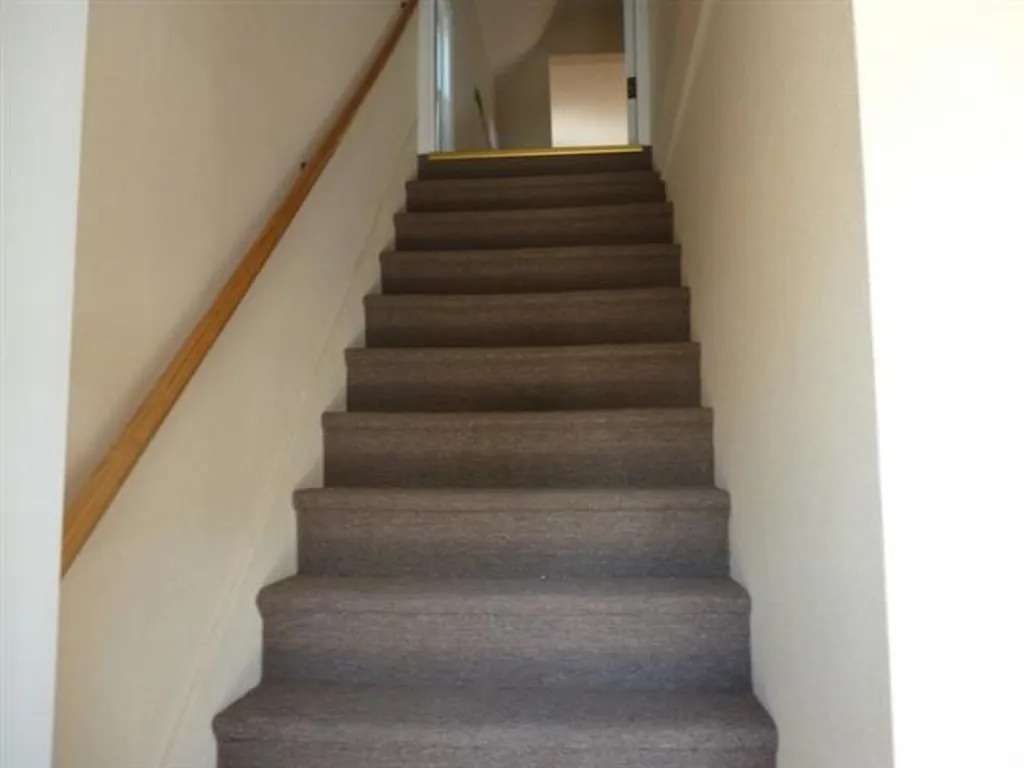 4 Holmes Street Nashua NH 03060